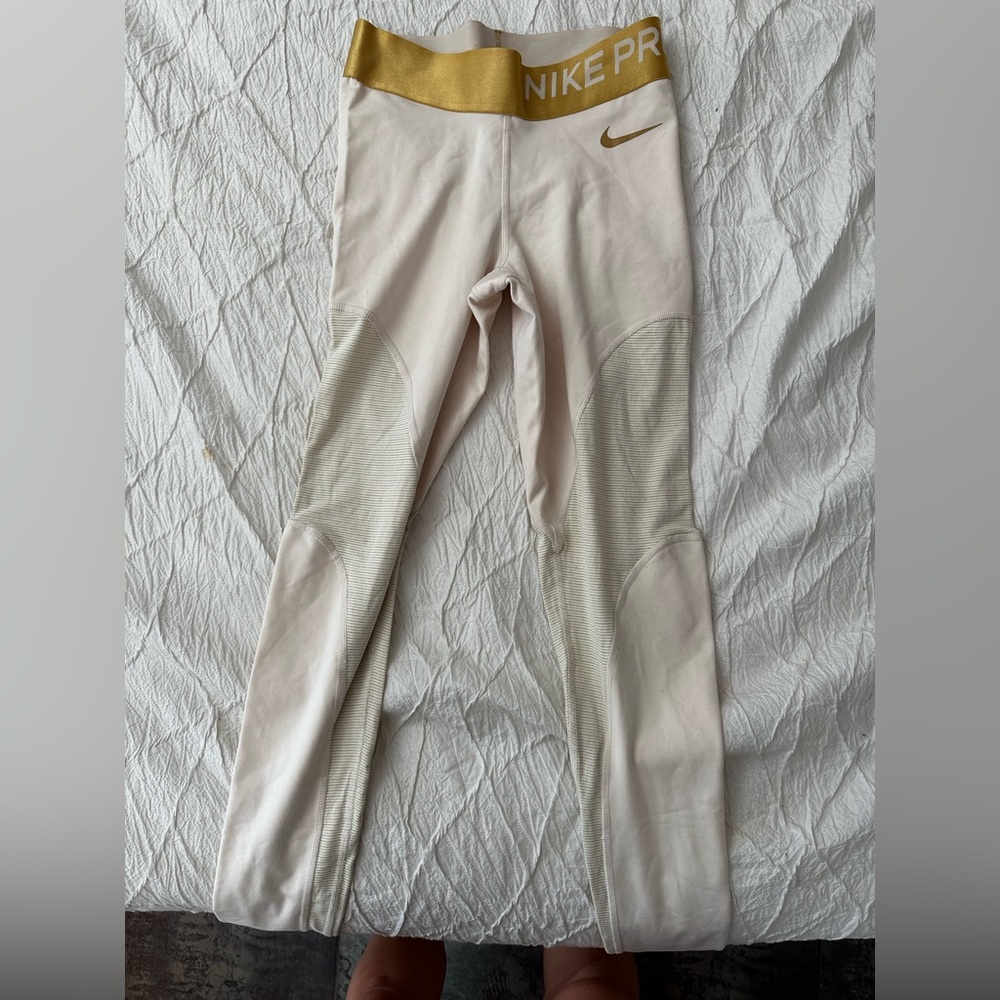 Nike gold exercise leggings